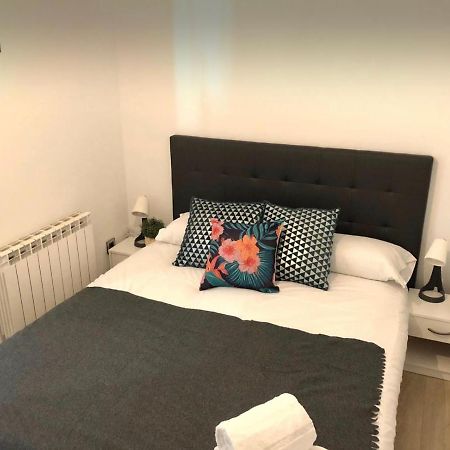 Apartamento Vive Zaragoza II Bagian luar foto