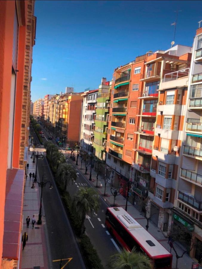 Apartamento Vive Zaragoza II Bagian luar foto