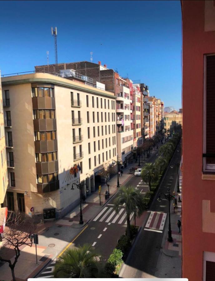 Apartamento Vive Zaragoza II Bagian luar foto