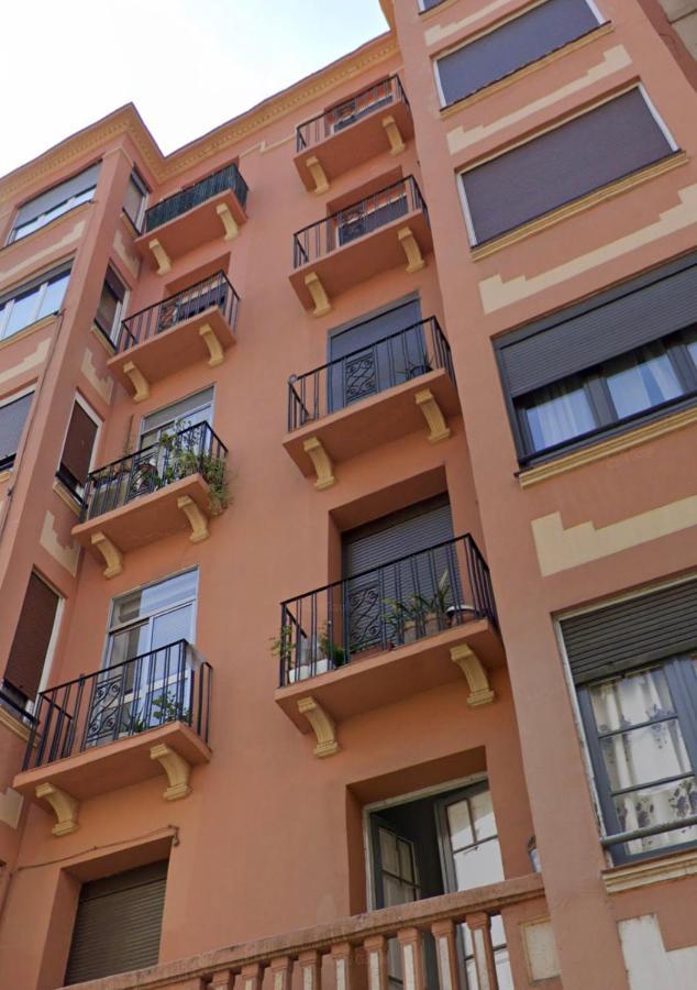 Apartamento Vive Zaragoza II Bagian luar foto